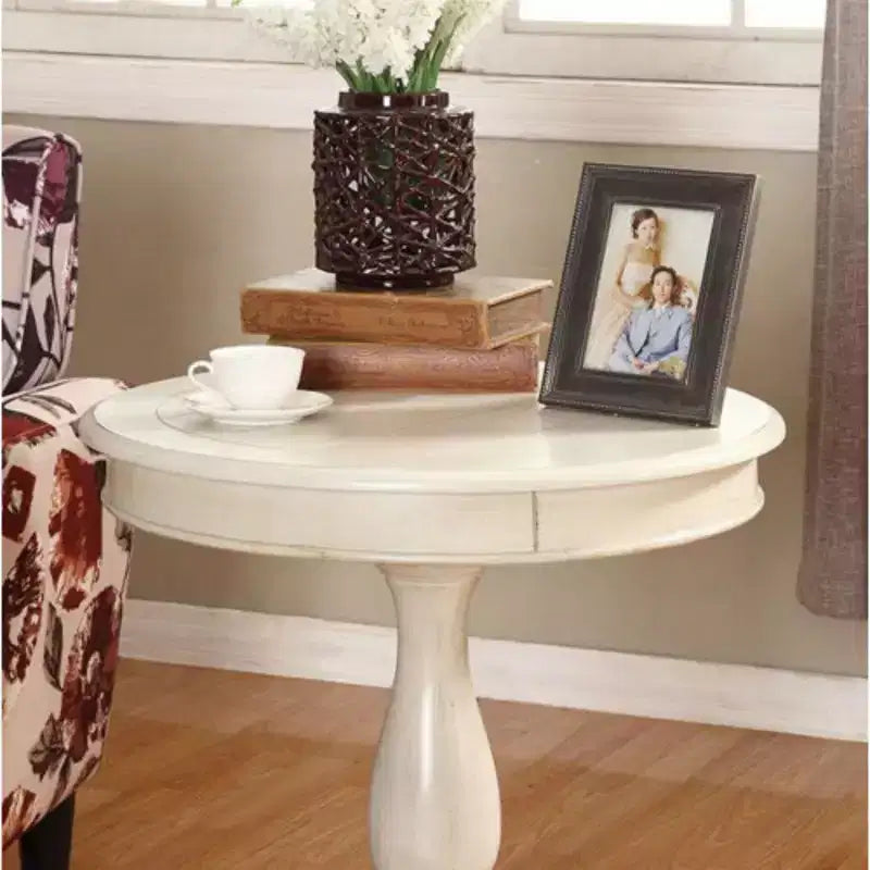 Table d'appoint avec piètement colonne en bois, design classique et robuste